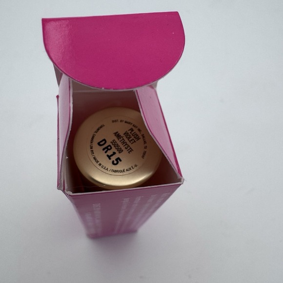 Mary Kay Signature Luscious Color Lipstick Violet, Plush, 550500 NIB - Picture 2 of 5